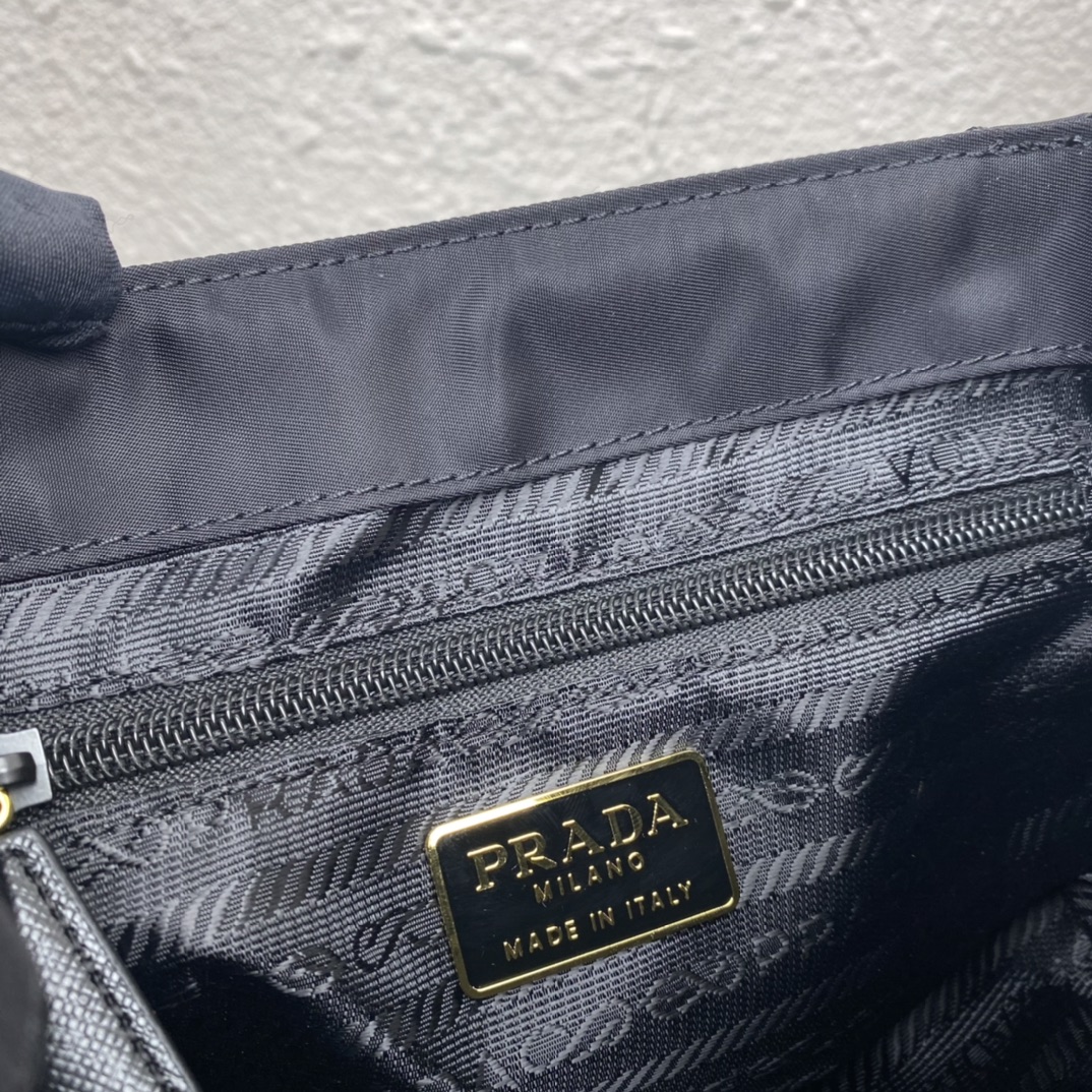 Prada Satchel Bags